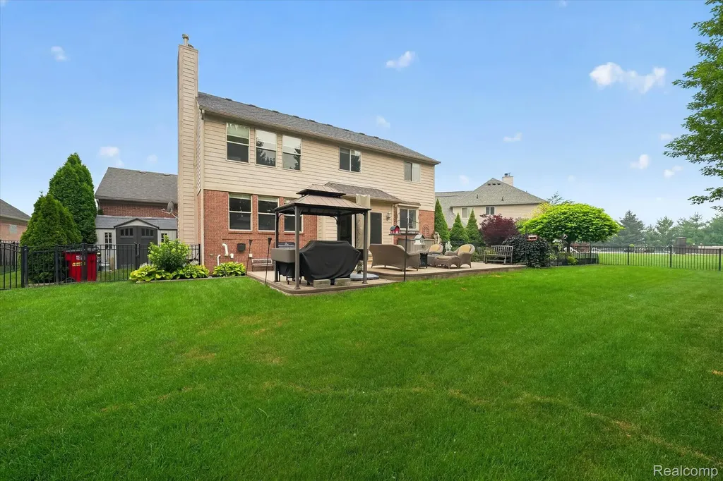 50414 Greycoat Lane Macomb Township MI 48044