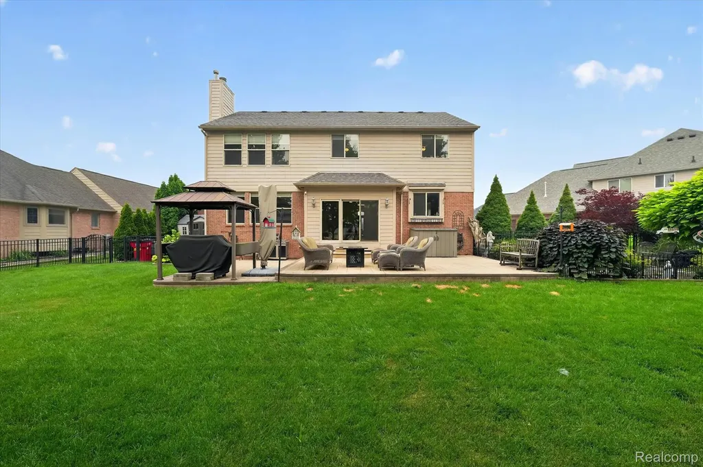 50414 Greycoat Lane Macomb Township MI 48044