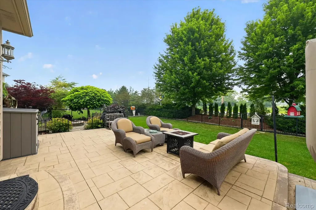 50414 Greycoat Lane Macomb Township MI 48044
