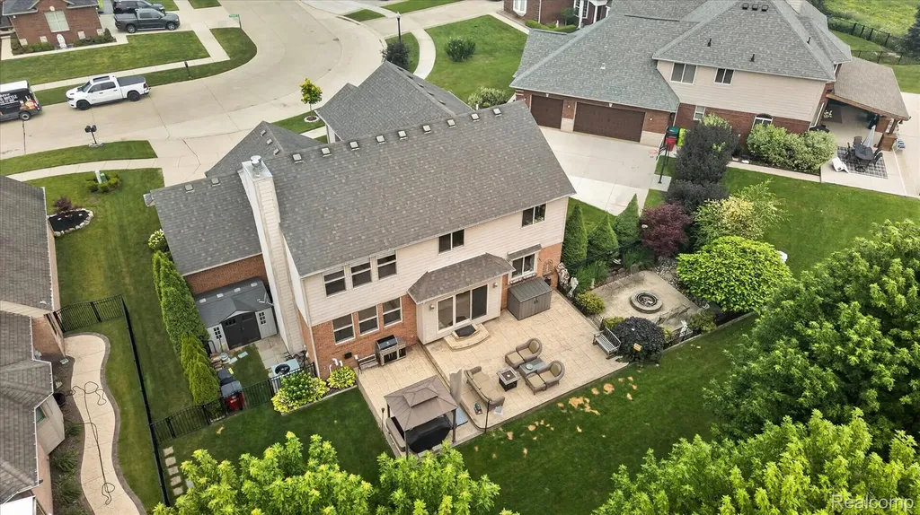 50414 Greycoat Lane Macomb Township MI 48044