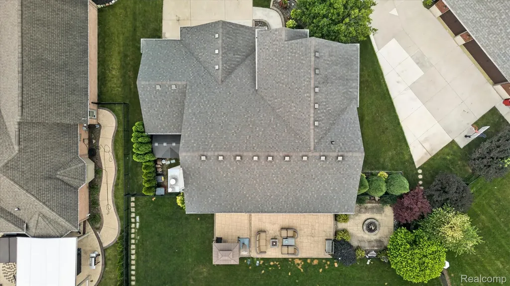 50414 Greycoat Lane Macomb Township MI 48044