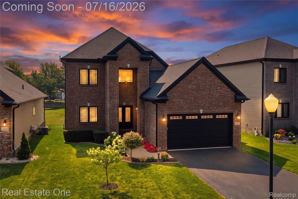 10641 Lone Oak Circle Grand Blanc Charter Township MI 48439