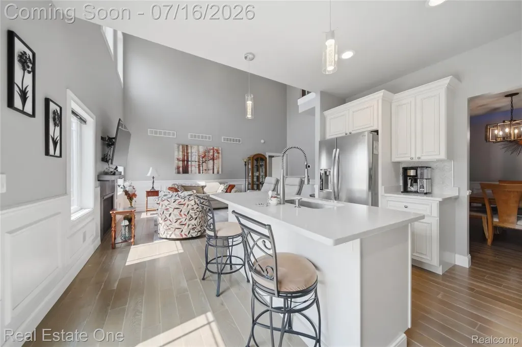 10641 Lone Oak Circle Grand Blanc Charter Township MI 48439