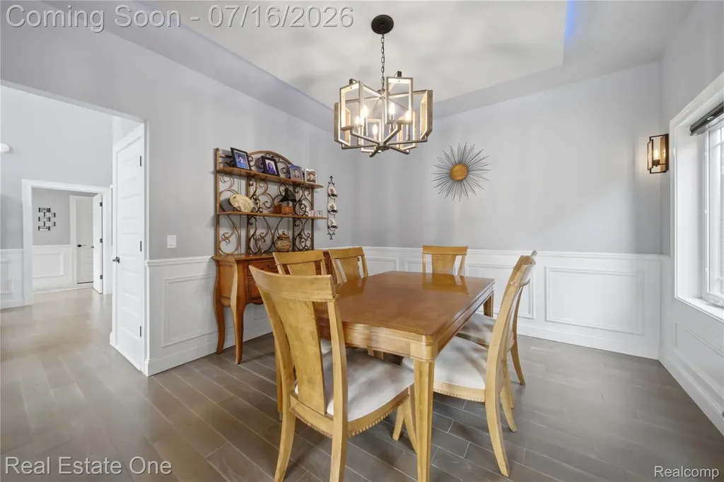 10641 Lone Oak Circle Grand Blanc Charter Township MI 48439