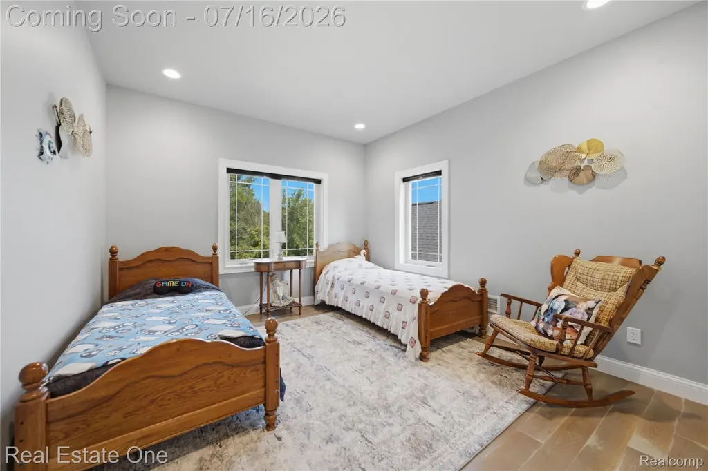 10641 Lone Oak Circle Grand Blanc Charter Township MI 48439