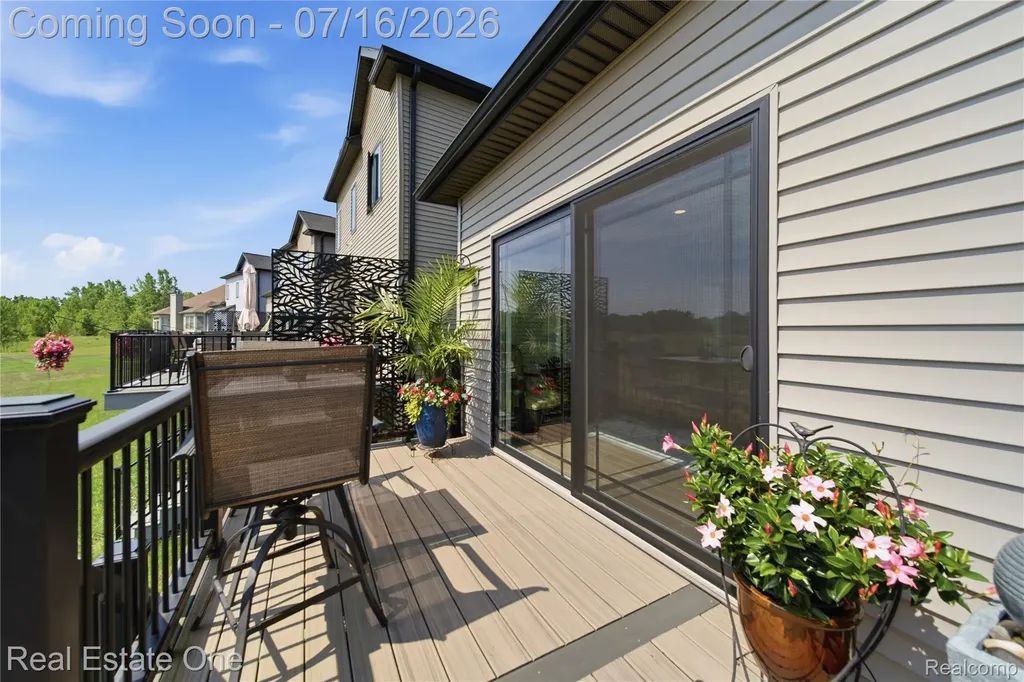 10641 Lone Oak Circle Grand Blanc Charter Township MI 48439