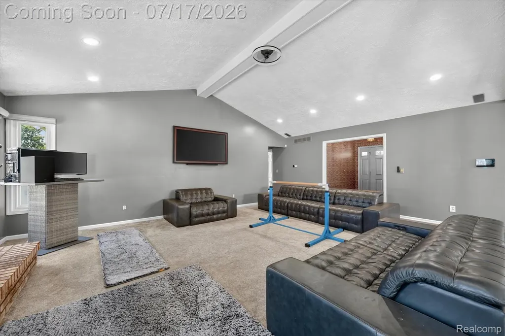 43798 Columbia Drive Clinton Charter Township MI 48038