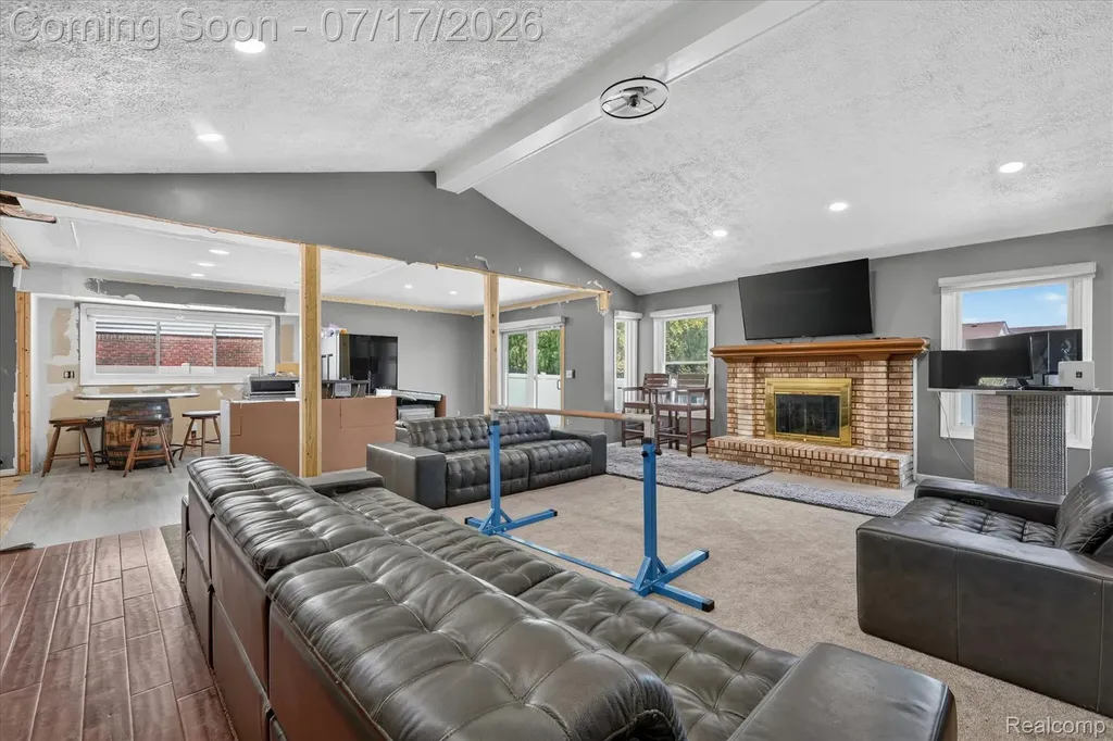 43798 Columbia Drive Clinton Charter Township MI 48038