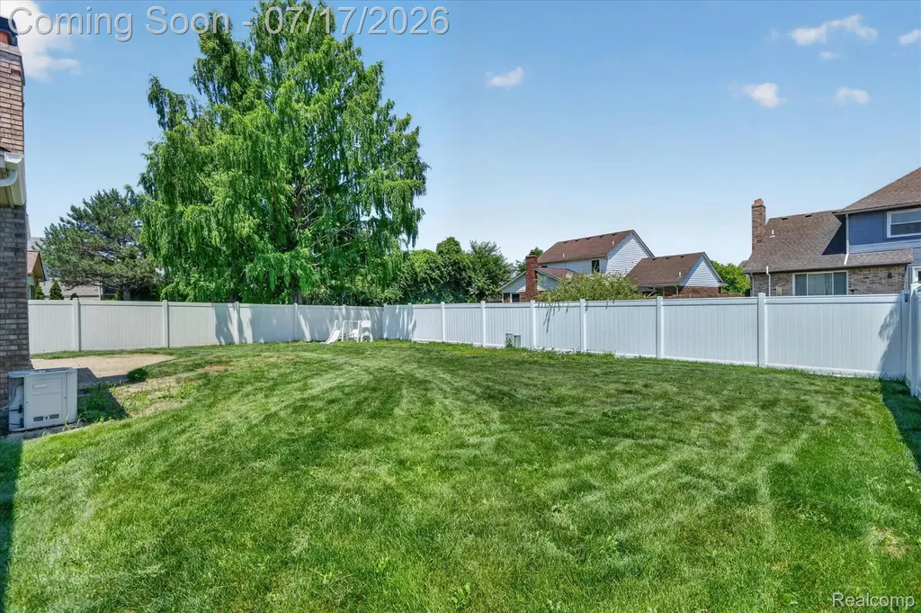43798 Columbia Drive Clinton Charter Township MI 48038