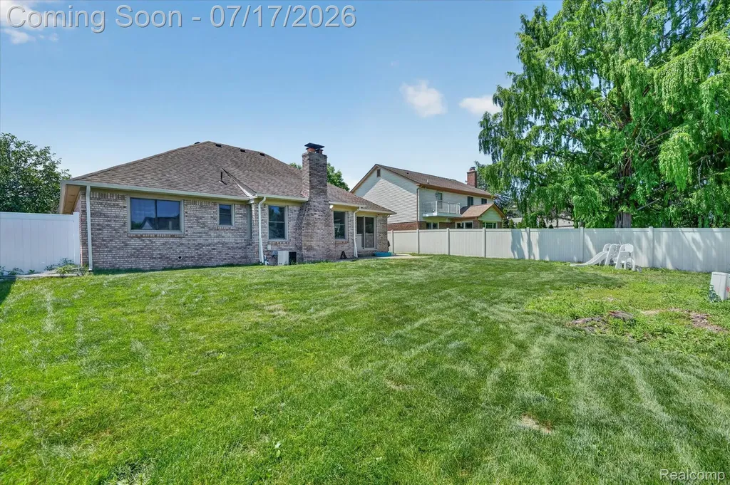 43798 Columbia Drive Clinton Charter Township MI 48038