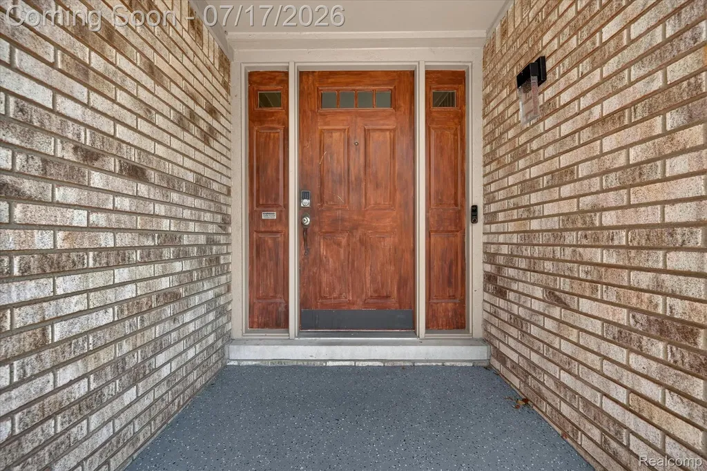 43798 Columbia Drive Clinton Charter Township MI 48038