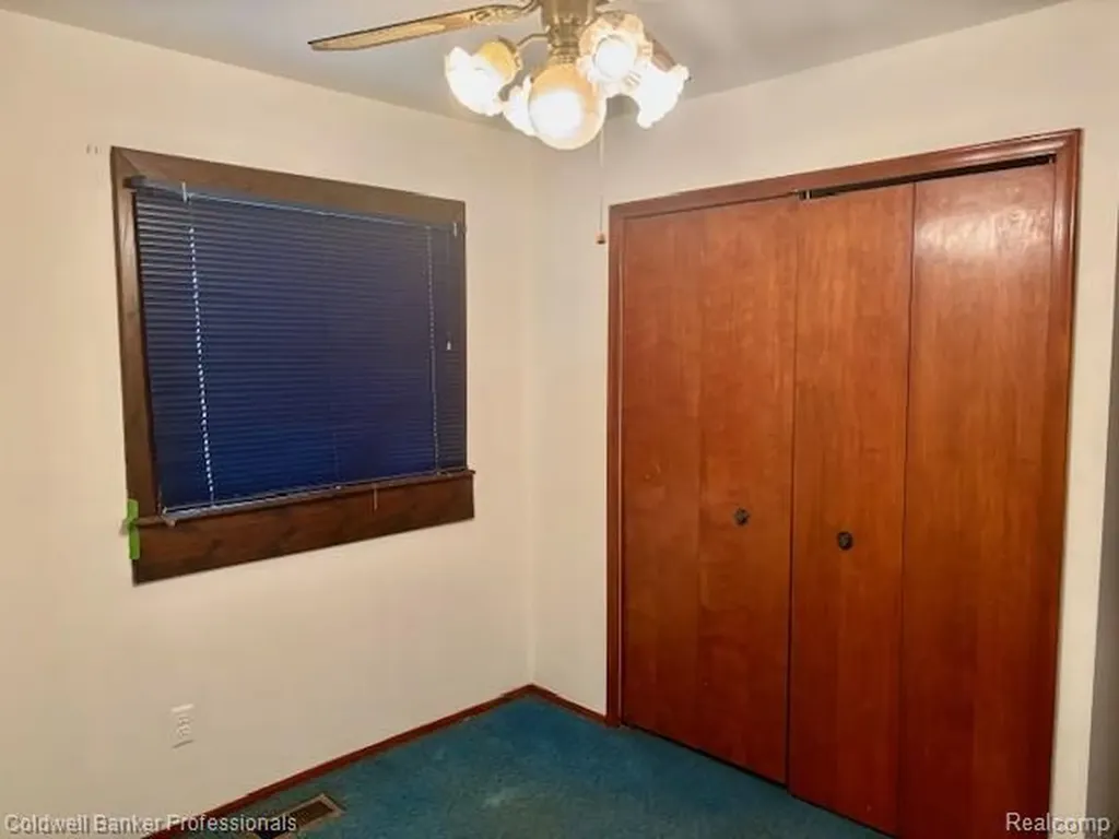 25449 Bell Road Huron Charter Township MI 48164