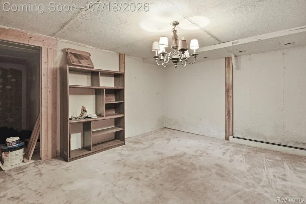 2726 Bay Drive West Bloomfield Charter Township MI 48324