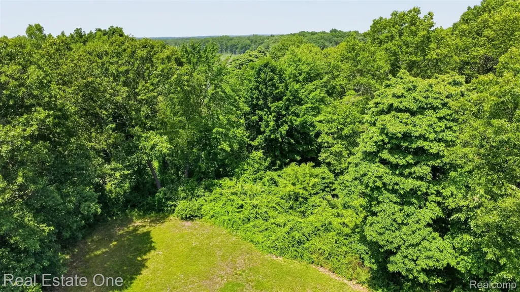 0000 Big Lake Springfield Charter Township MI 48350