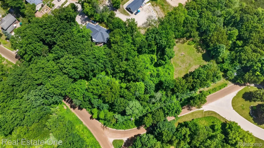 0000 Big Lake Springfield Charter Township MI 48350