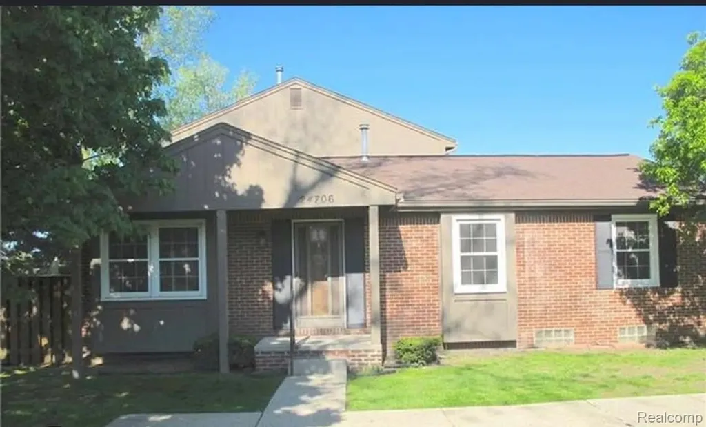24706 Bashian Drive Novi City MI 48375