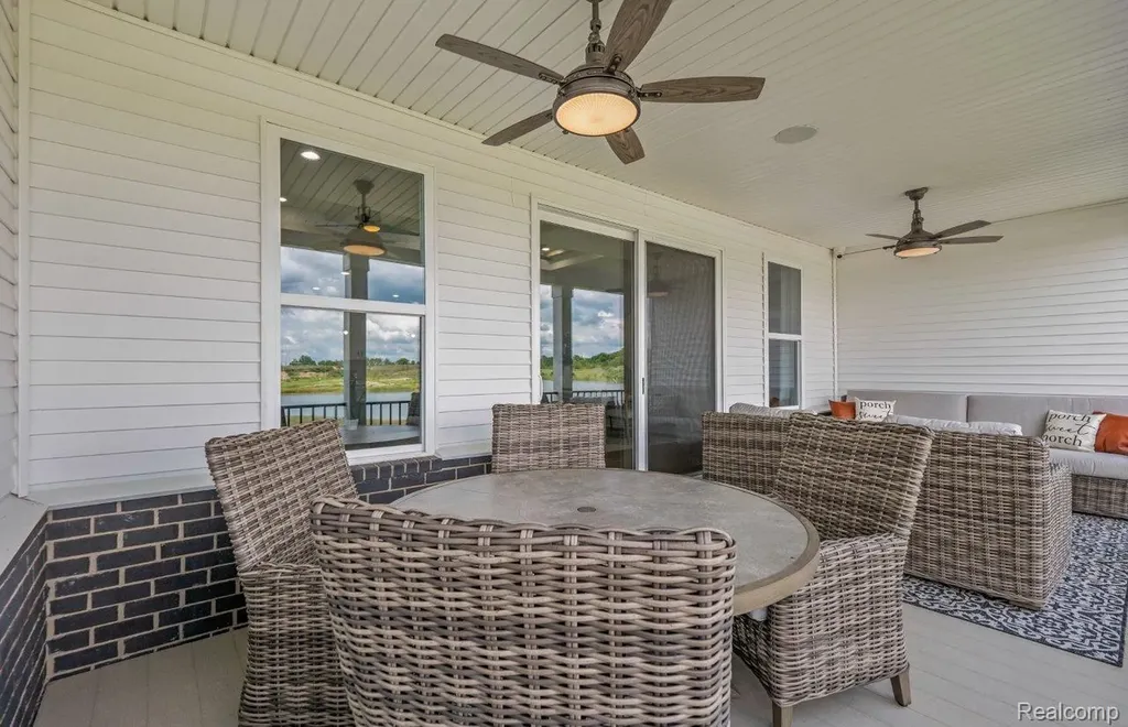 3968 Bay Terrace Milford Charter Township MI 48381