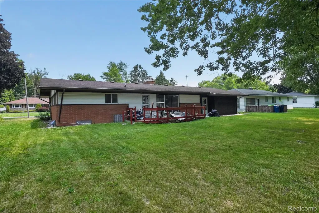 3504 Creekwood Drive Bridgeport Charter Township MI 48601