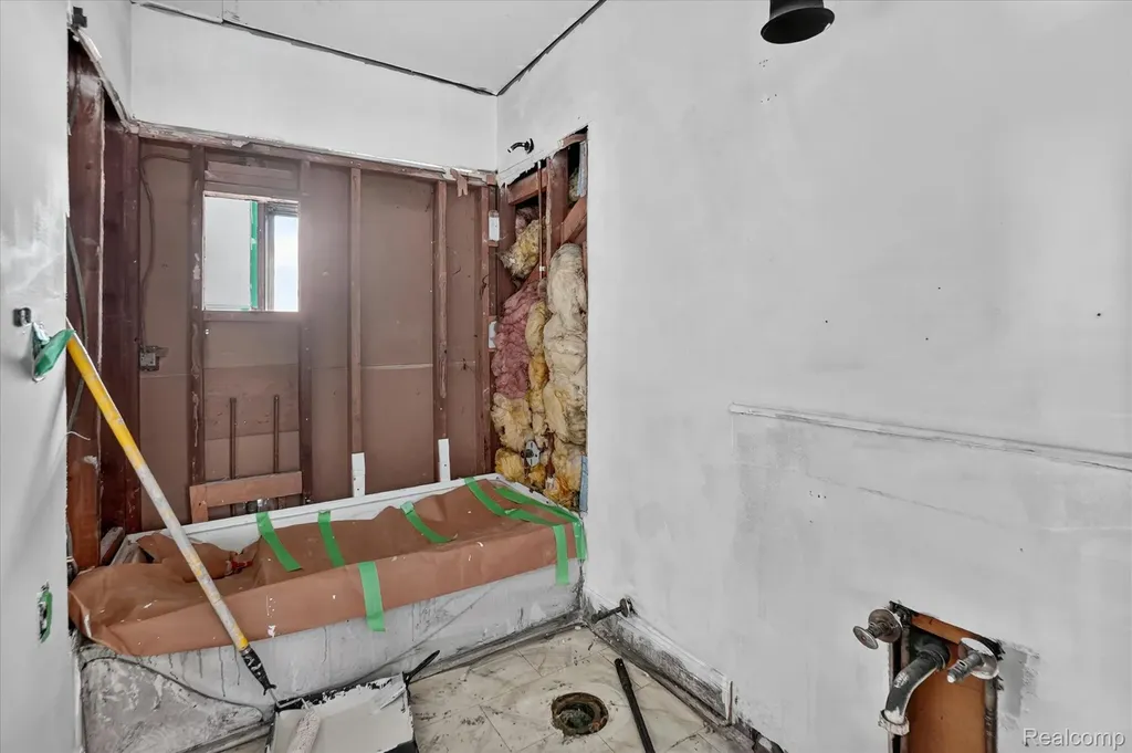 3504 Creekwood Drive Bridgeport Charter Township MI 48601