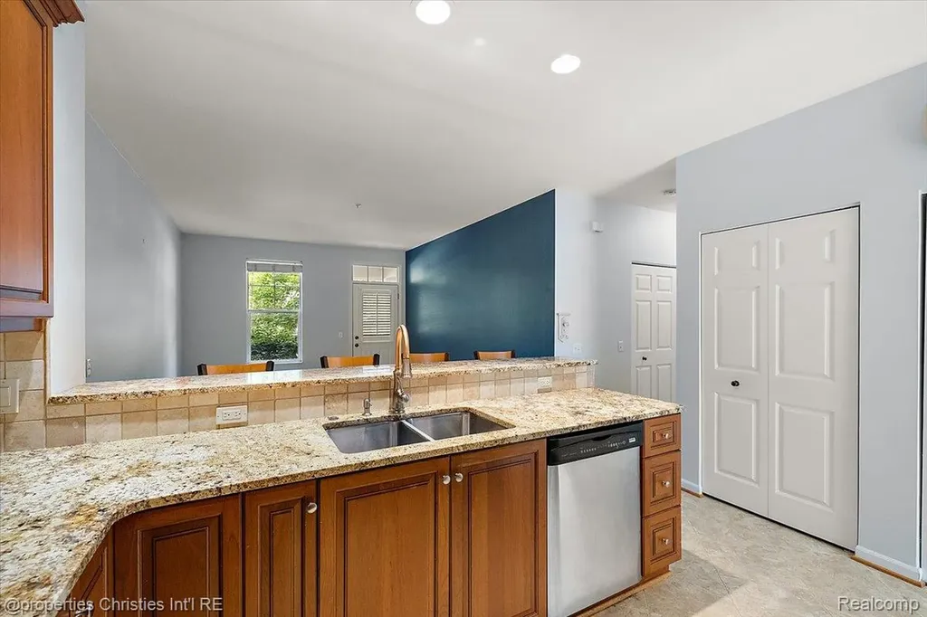 185 Hamilton Street Plymouth City MI 48170