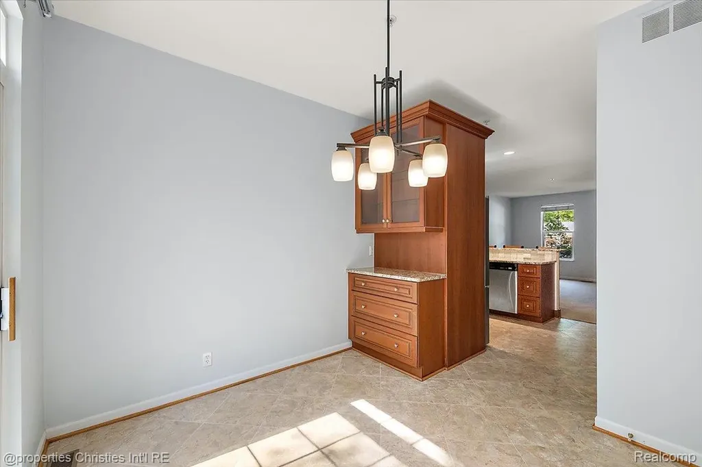 185 Hamilton Street Plymouth City MI 48170
