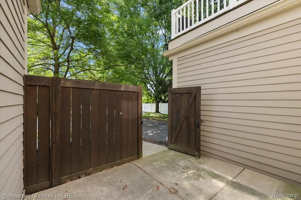 185 Hamilton Street Plymouth City MI 48170