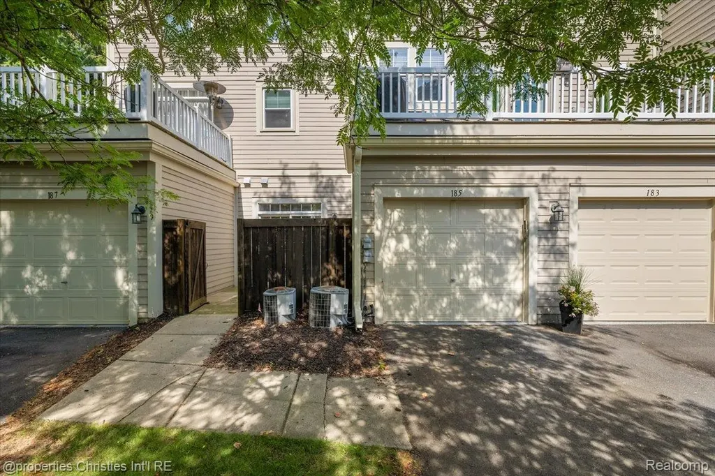 185 Hamilton Street Plymouth City MI 48170