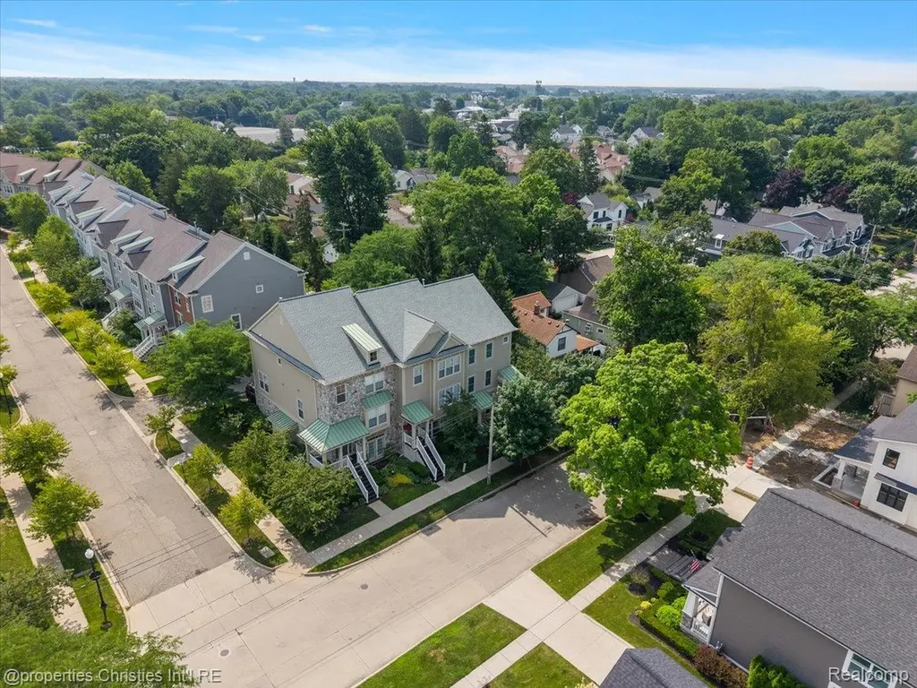 185 Hamilton Street Plymouth City MI 48170