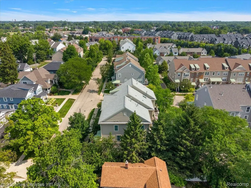 185 Hamilton Street Plymouth City MI 48170