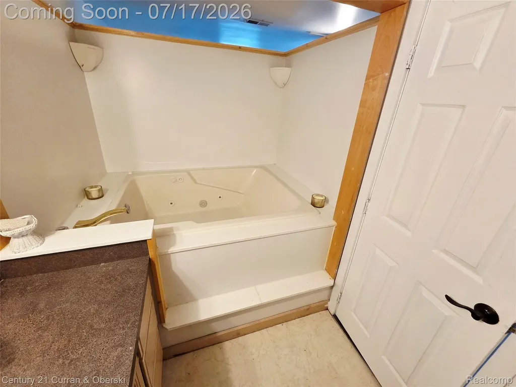 38185 Palmateer Road Westland City MI 48186