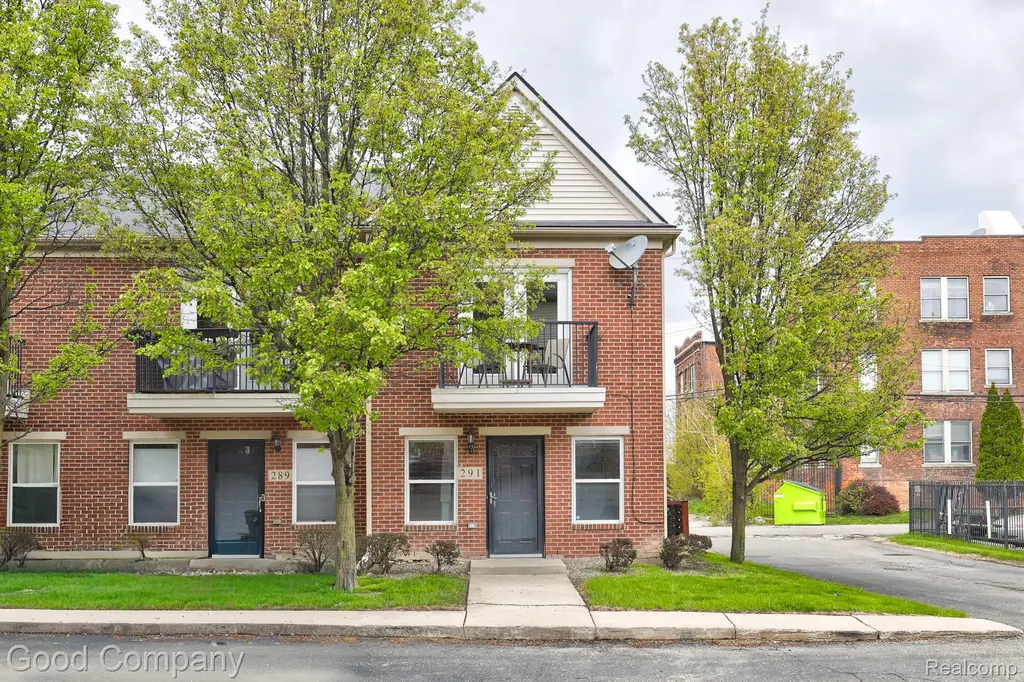 291 E Palmer Street Detroit City MI 48202