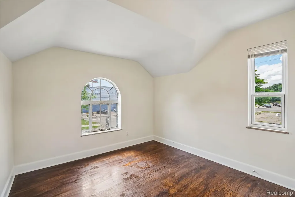 6174 Bishop Street Detroit City MI 48224