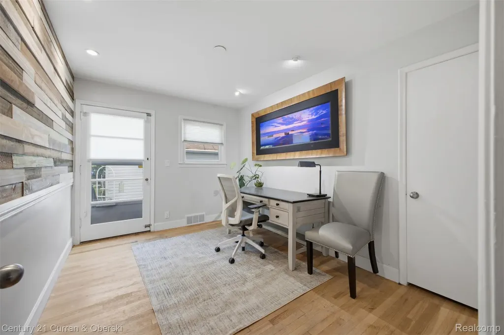 16614 Philomene Boulevard Allen Park City MI 48101