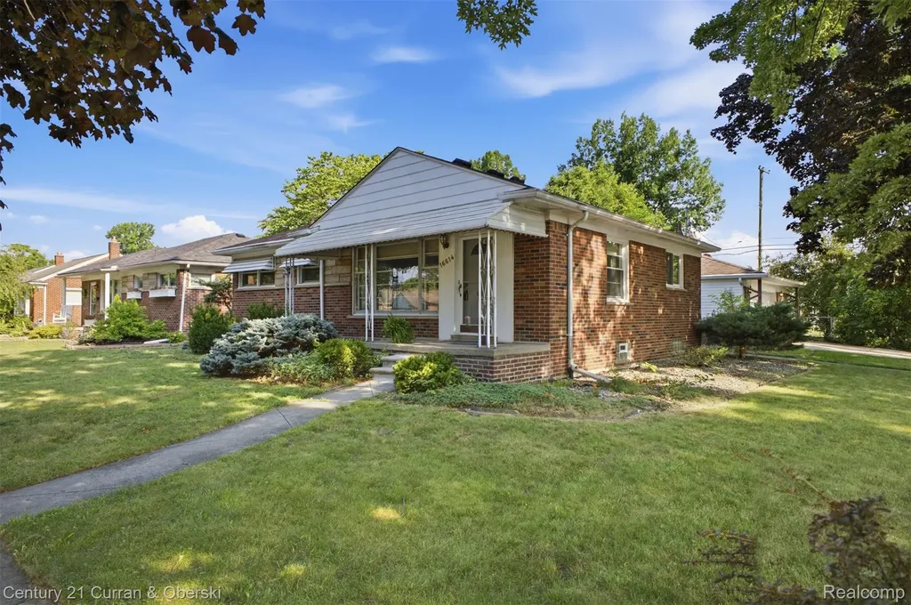 16614 Philomene Boulevard Allen Park City MI 48101