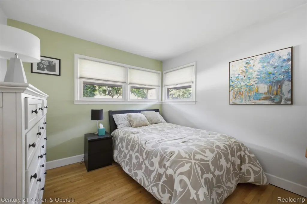 16614 Philomene Boulevard Allen Park City MI 48101