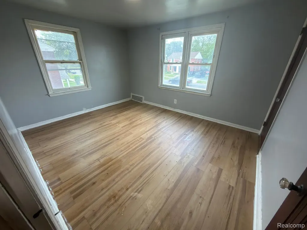 8837 Evergreen Avenue Detroit City MI 48228