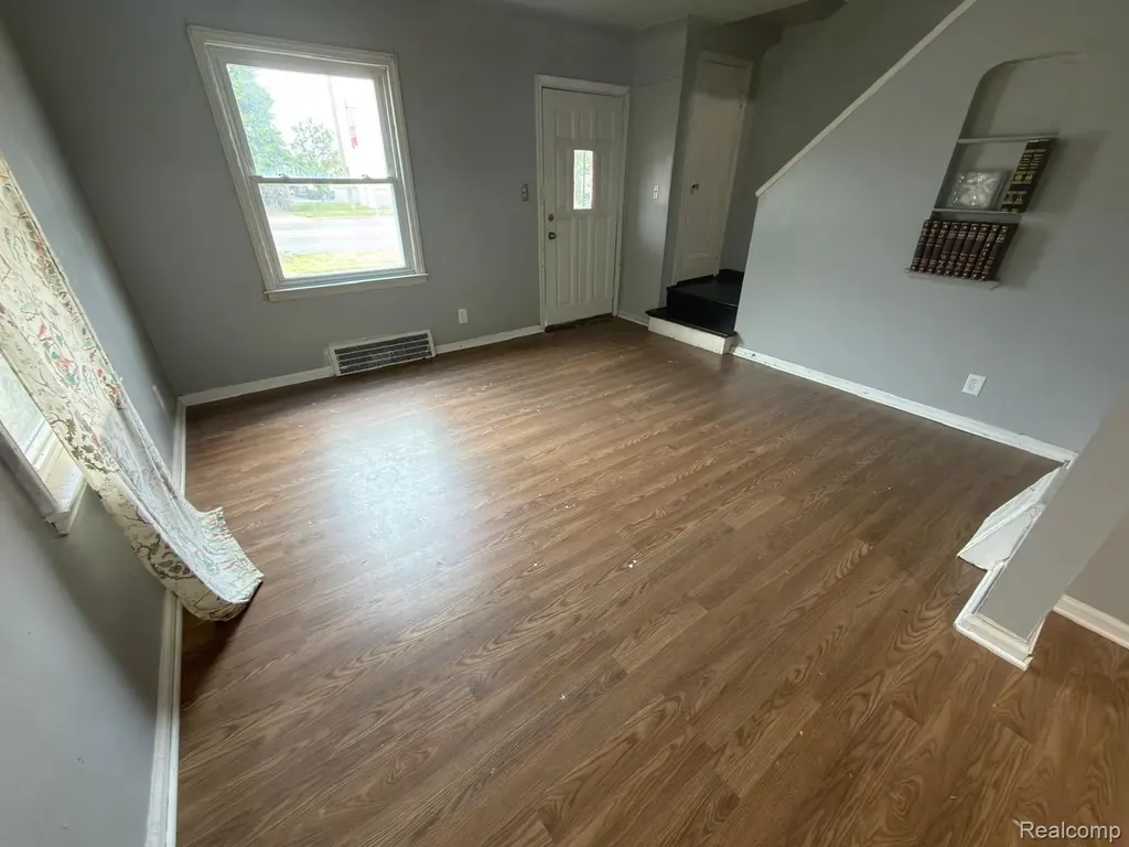 8837 Evergreen Avenue Detroit City MI 48228