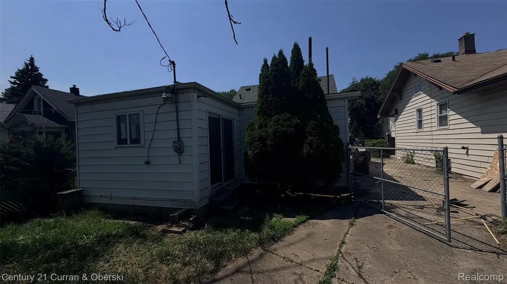 2951 S Edsel Street Detroit City MI 48217
