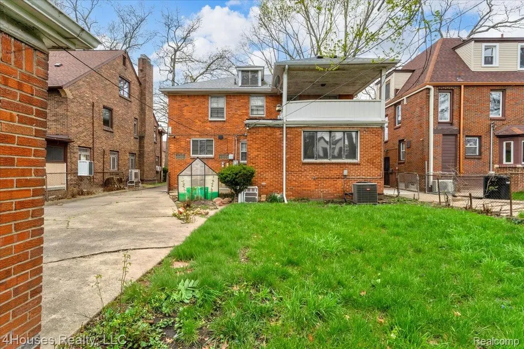 18092 Muirland Street Detroit City MI 48221