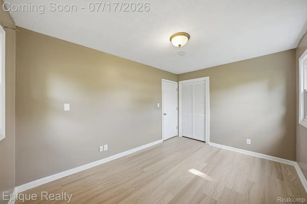 216 Aveline Street Ypsilanti City MI 48197
