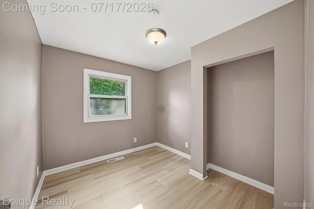 216 Aveline Street Ypsilanti City MI 48197