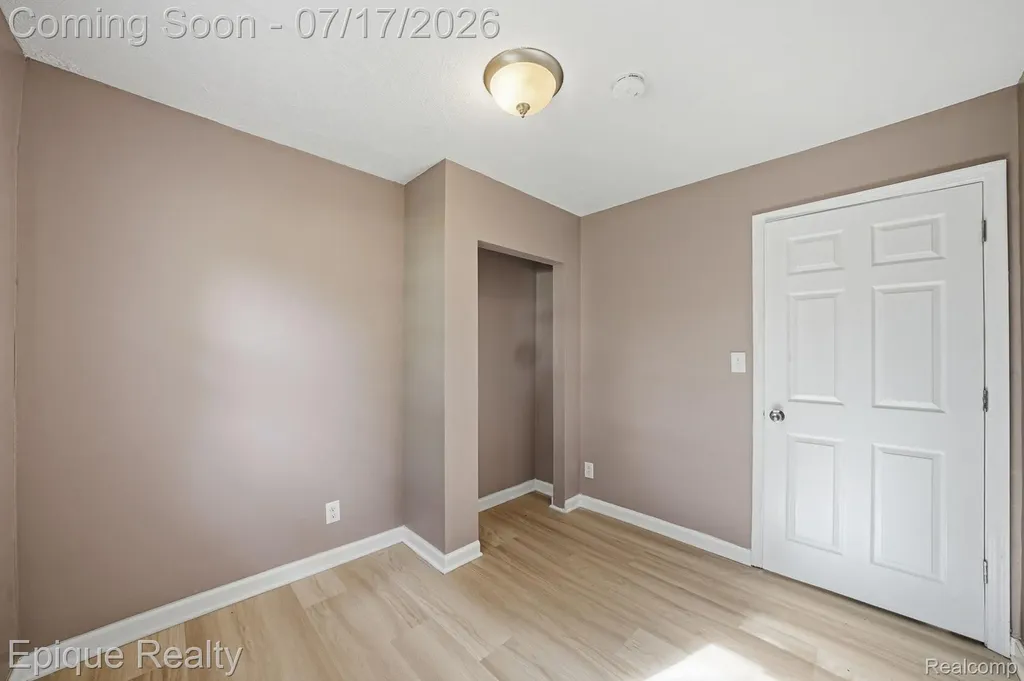 216 Aveline Street Ypsilanti City MI 48197