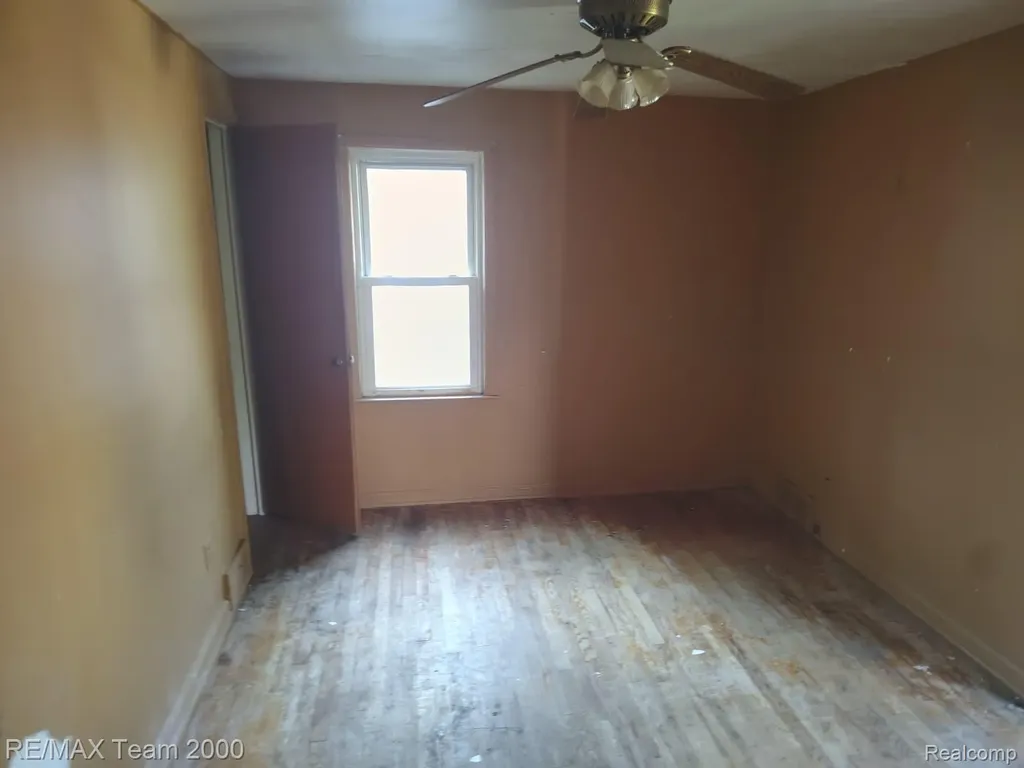 12945 Memorial Street Detroit City MI 48227