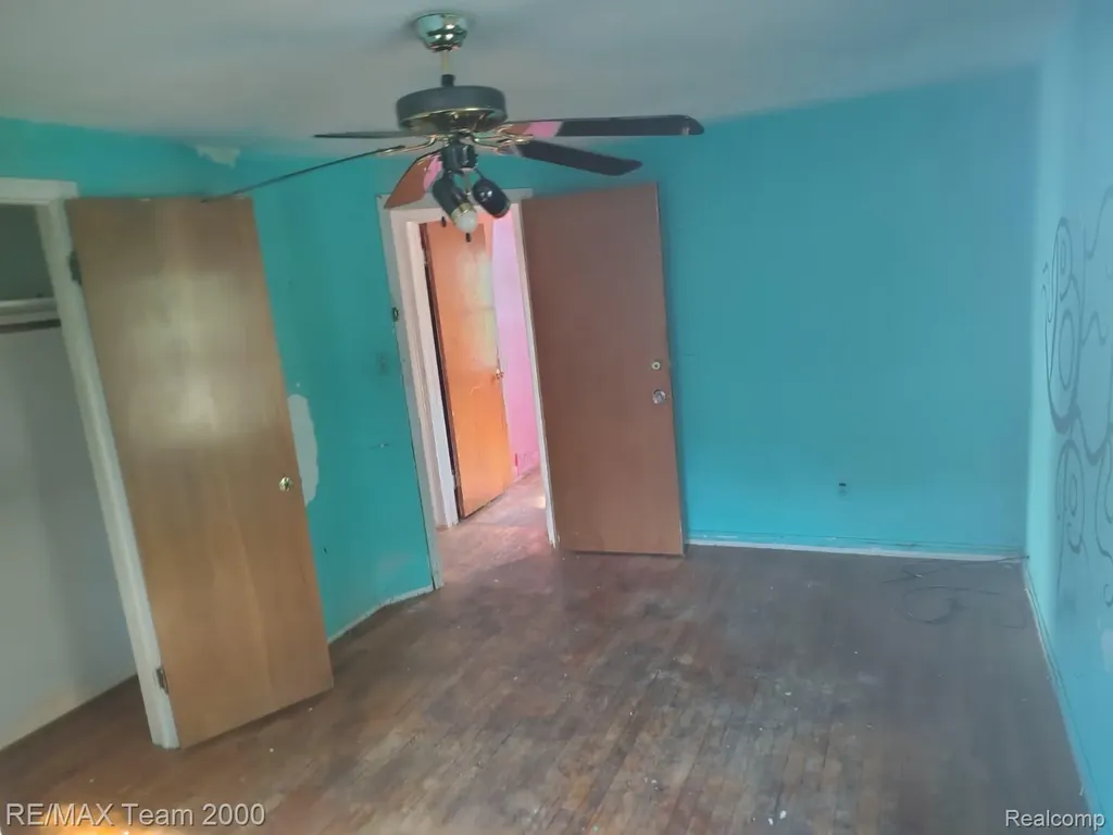12945 Memorial Street Detroit City MI 48227