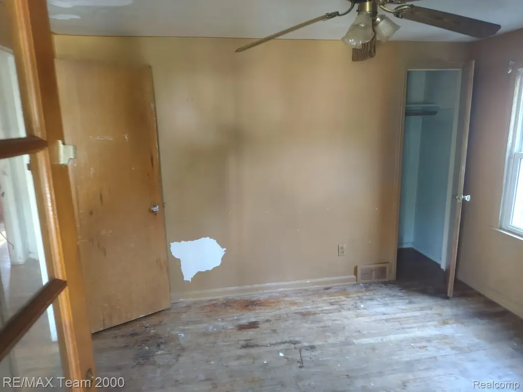 12945 Memorial Street Detroit City MI 48227