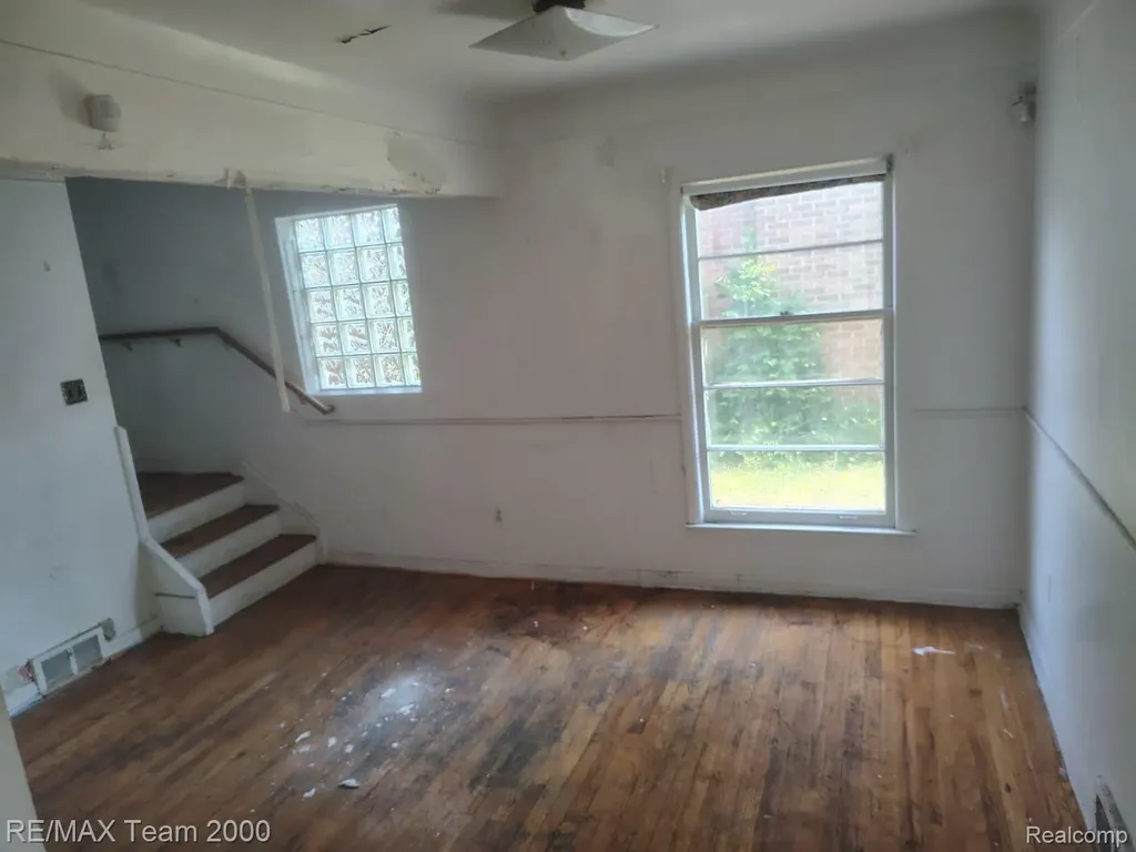 12945 Memorial Street Detroit City MI 48227
