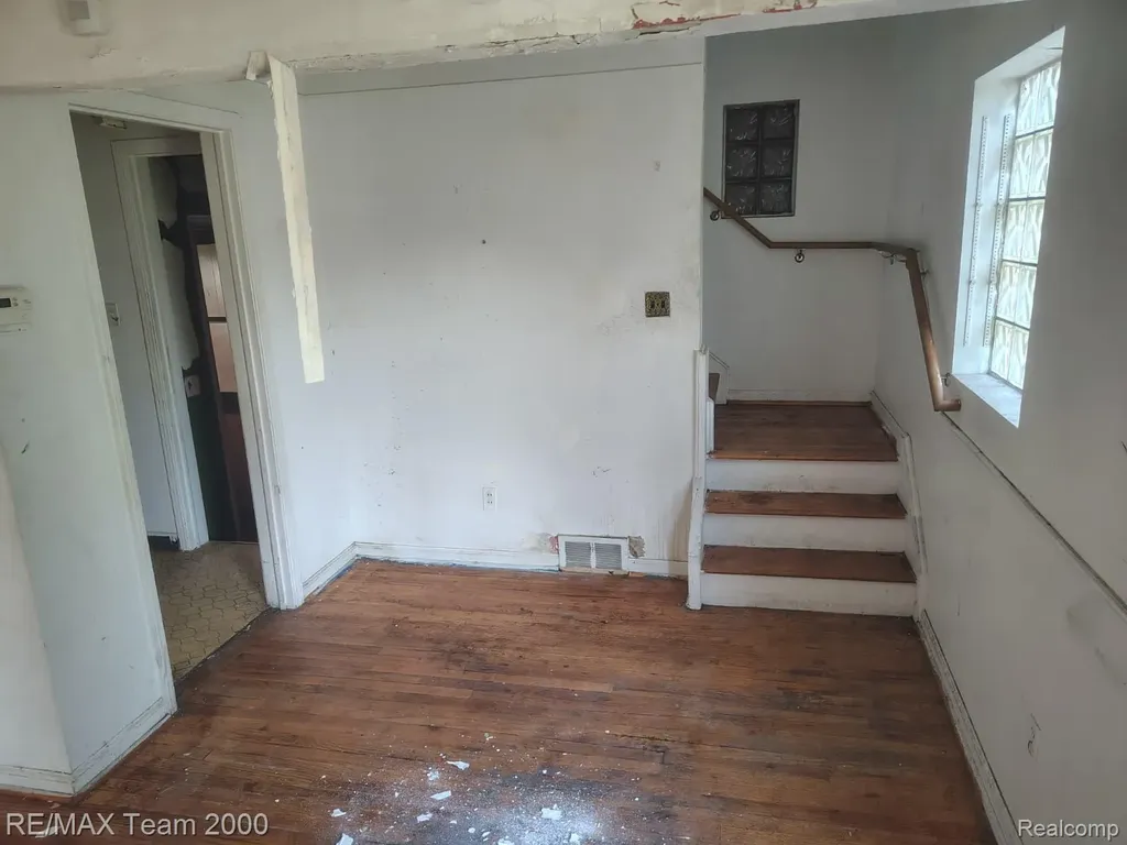 12945 Memorial Street Detroit City MI 48227