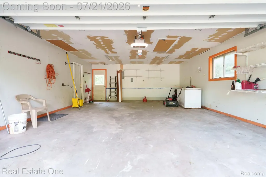 4069 Village Square Brighton Township MI 48114