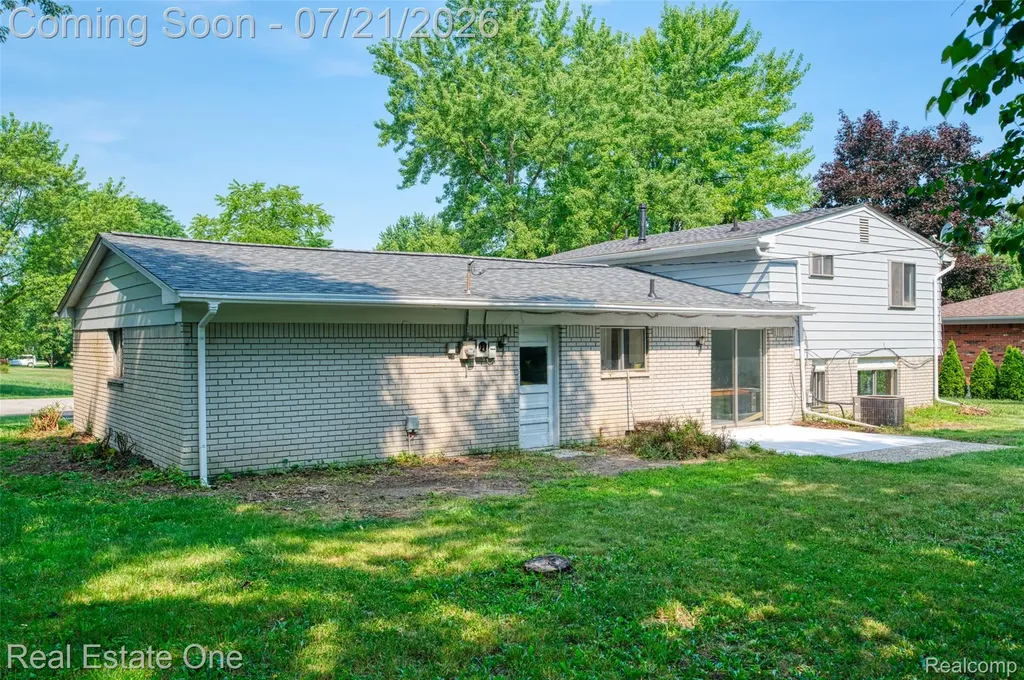 4069 Village Square Brighton Township MI 48114