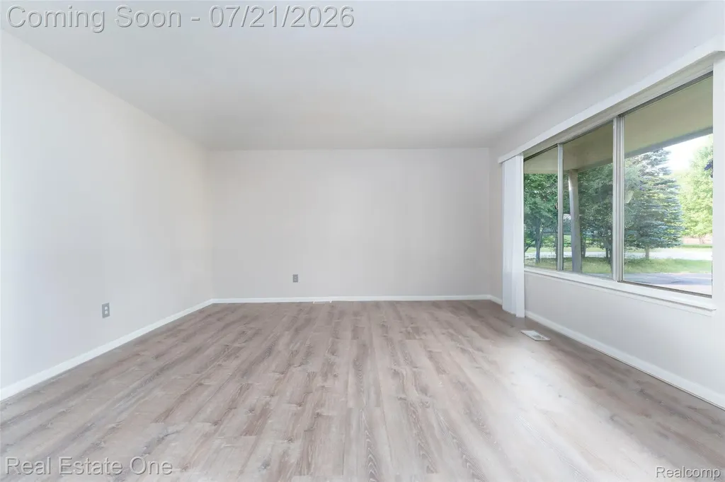 4069 Village Square Brighton Township MI 48114